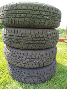 Pneu Zimní Barum Polaris 5. 145/70 R13 - 2