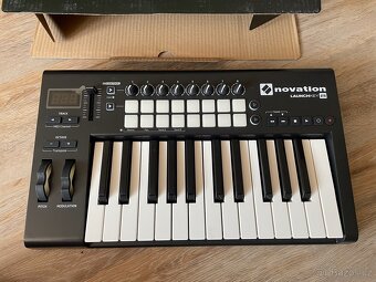 Novation Launchkey 25 - 2