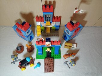lego duplo velký královský hrad - 2