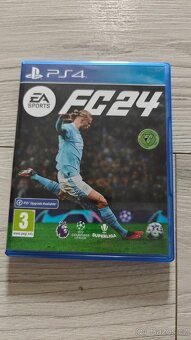 Playstation 4 Pro - 2