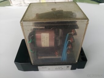 pomocné relé RP30-KB 24v 50 Hz - 2