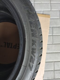 Pneu KUMHO 235/45 R18 , IZEN KW27 , zimní - 2