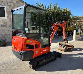 Minibagr Kubota KX016-4 - 2