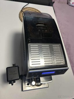 Kavovar DELonghi - 2
