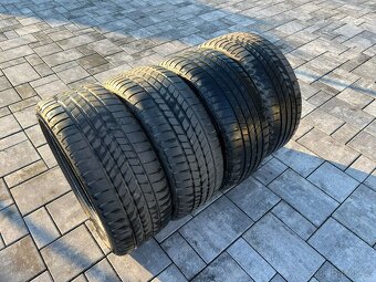 Prodám zánovní letní pneu Bridgestone Turanza 225/40 R18 - 2