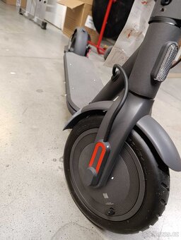 Elektrická koloběžka H004 (původní cena 14000 Kč) - 2