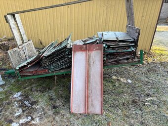 Střešní krytina - hliníkové šablony použité - 2