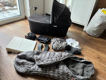 Korba Bassinet Thule Urban glide 2 + příslušenství - 2