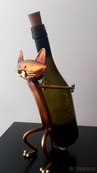 Stojánek na víno kočička - 2