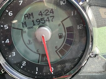 SUZUKI B-KING - DPH - 2