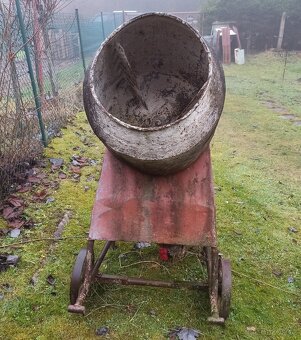 Stavební míchačka - 2