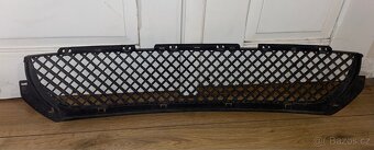 Mřížka nárazníku BMW E46 M-paket - 2