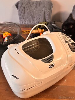 Prodávám domácí pekárna Siesta ETA 0149 - 2