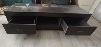 Stolek pod televizi - 2