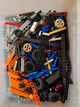 Lego Technic 42060 silničáři - 2
