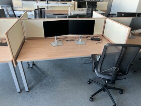 Kancelarsky nabytek - stoly/supliky - 2