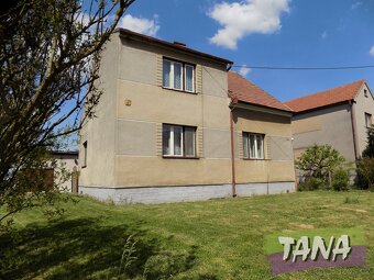 Prodej samostatně stojícího RD o dispozici 4+1 s vedlejšími  - 2