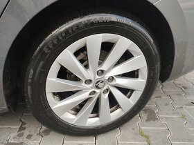 Pneumatiky goodyear letní 205/55/R17 - 2