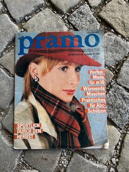 Časopis Svět motorů/ pramo/ Československa fotografie/Vlasta - 2