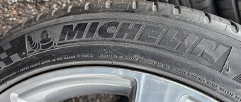 Pneu Michelin 275x40x19 101Y - 2