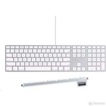 Apple Wired Keyboard s numerickou klávesnicí - 2
