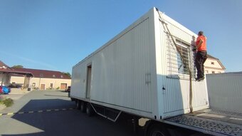 Obytný modul s kuchyní a se sprchama / 10m délky - 2