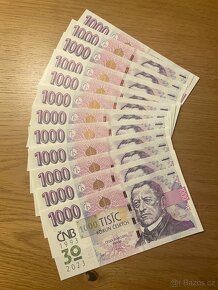 1000 KČ s přítiskem - kolkem 2023 - 2