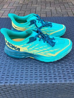Prodám boty HOKA Speedgoat 5 W - 2