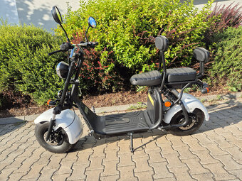 Elektrokoloběžka X-SCOOTERS CHOPPER - REZERVOVÁNA - 2
