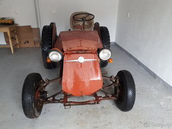 Malotraktor domácí výroby - 2