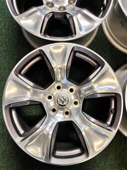 6x139.7 R20 Originál Dodge RAM 1500 model 2022 + senzory - 2