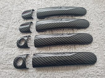 ČIERNE a KARBONOVE kľučky krytky klučiek dveri - 2