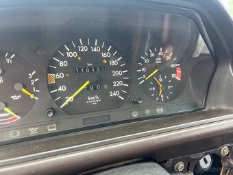 Mercedes Benz W124 m103 E300 - 2