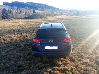 Hyundai i30 kombi 1.6.CRDI - 2