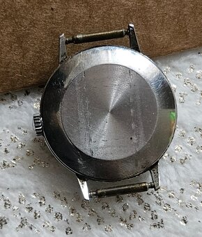 Prim  15 rubínů - 2