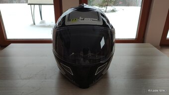 Helma na motorku - 2