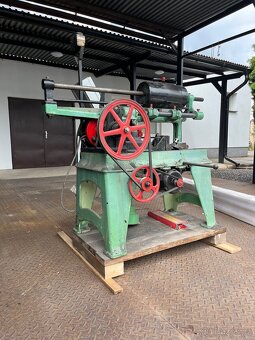 Stara funkcni litinova pila - 2