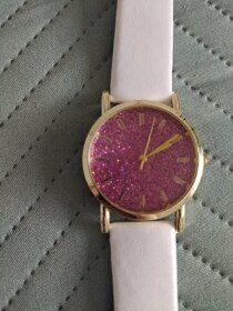 Nové dámské hodinky - 2