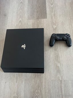 Sony playstation 4 PRO 1 TB - 2