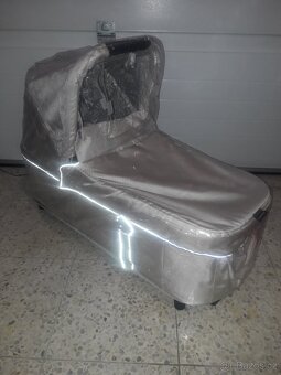 Kočárek pro dvojčata - 2