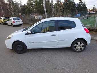 Renault Clio 1.2i r.v.2012 (55 kw) stk:7/2027 - 2