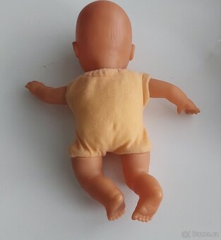 Retro mrkací miminko - 2