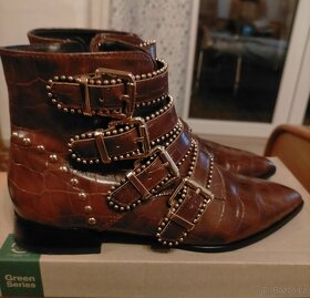 Krásné dámské kozačky - 2