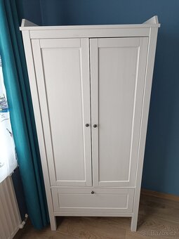 šatní skříň bílá SUNDVIK - 2