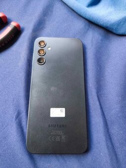 Samsung Galaxy A14 64GB černý – jako nový - 2