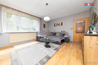 Prodej rodinného domu 195 m2, pozemek 646 m2, Starovičky - 2