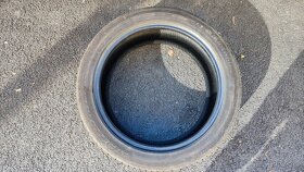 Pneu 255/45 r20 - 2