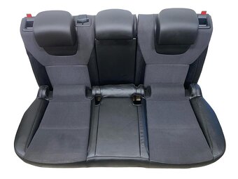Sedačky černá kůže šedá látka Škoda Octavia 3 kombi FL 2019 - 2