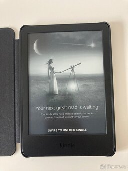 Čtečka e-knih Amazon Kindle 2024 16 GB - s reklamou - 2