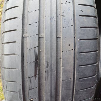 Pirelli P Zerro 235 50 r19 103v - 2